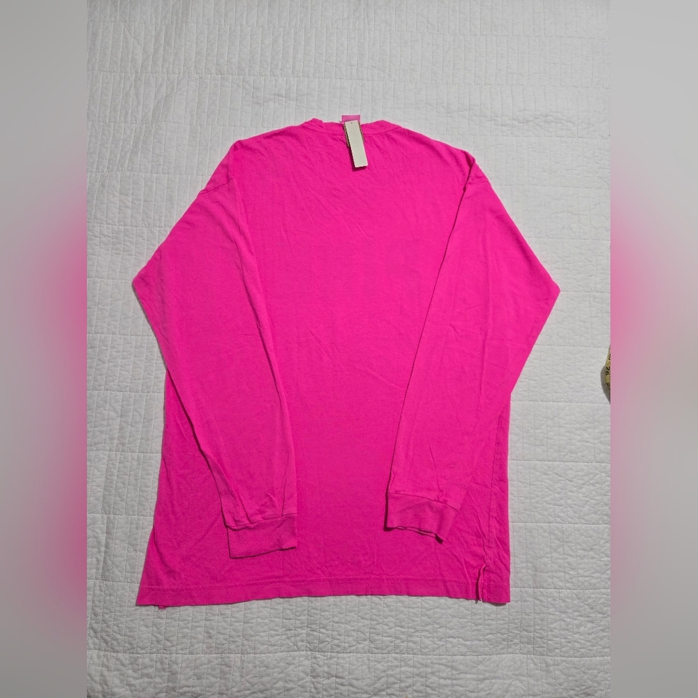 PINK Victoria's Secret Girls' Long-Sleeve Logo Tee - Bright Pink - Picture 3 of 8